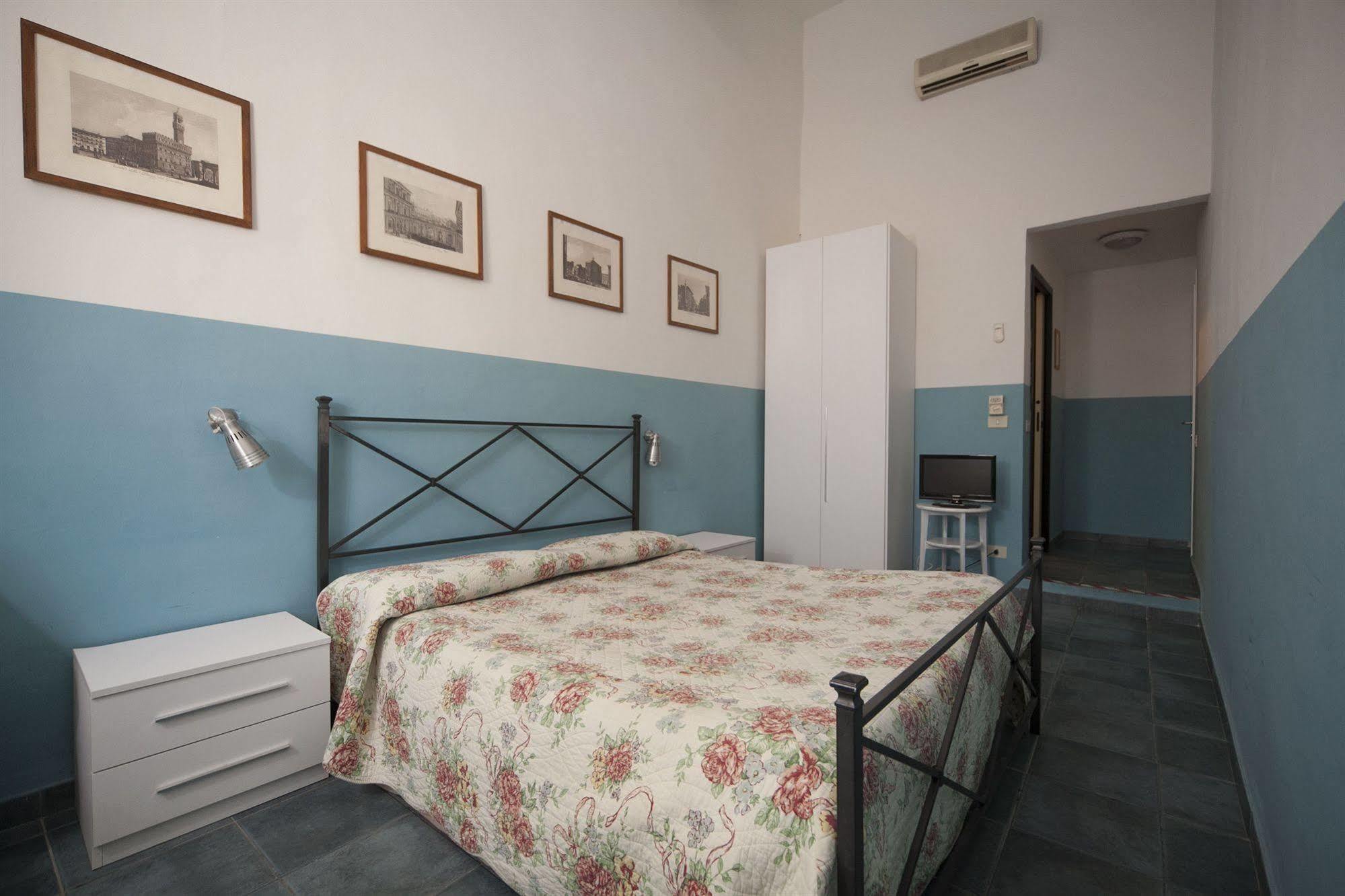 Il Ghiro Guest House ฟลอเรนซ์ ภายนอก รูปภาพ