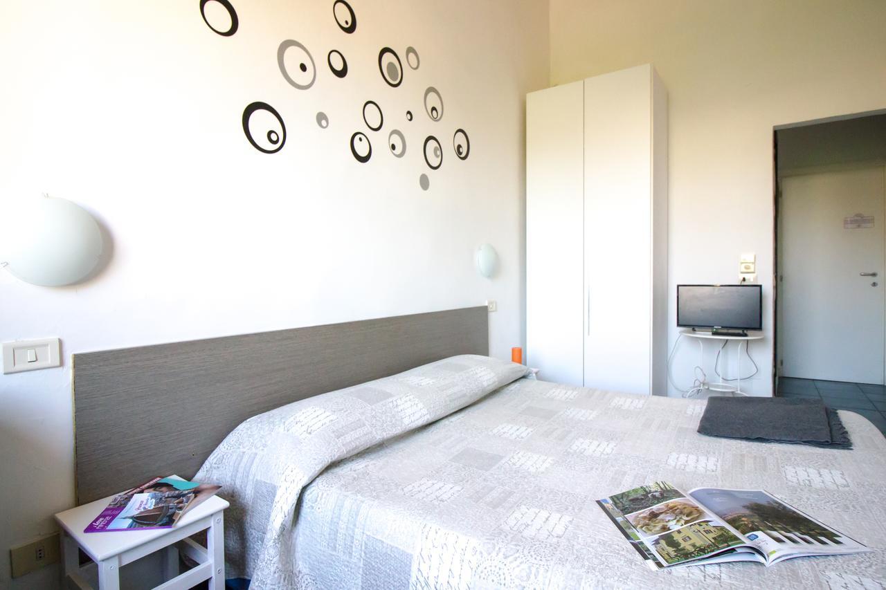 Il Ghiro Guest House ฟลอเรนซ์ ภายนอก รูปภาพ
