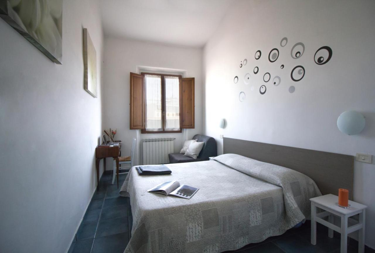 Il Ghiro Guest House ฟลอเรนซ์ ภายนอก รูปภาพ